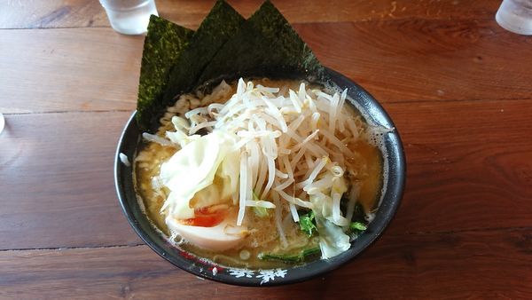 「ラーメン@760円」@横浜らーめん 壱八家 海老名門沢橋店の写真