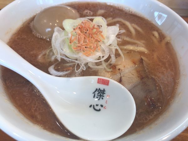 「海老味玉らーめん：あっさり850円」@麵屋 傑心の写真