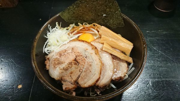 「汁なしちゃあしゅう 1030円 + ごはん 100円」@麺屋ひじりの写真