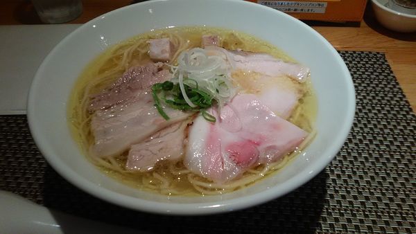 「旨味鶏だし特製　塩」@生粋 花のれんの写真