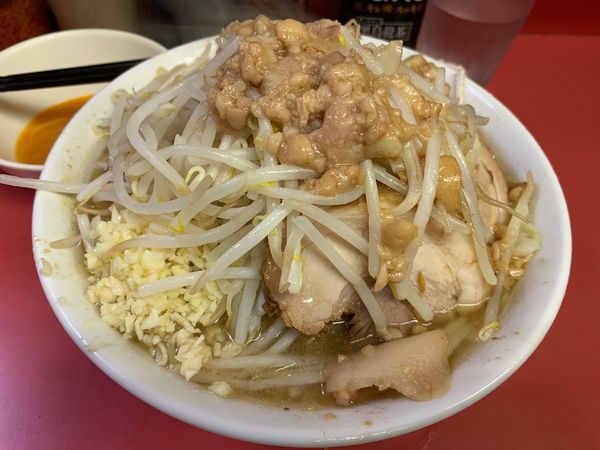 「小ラーメン 生たまご(ヤサイ・ニンニク・アブラ)」@ラーメン二郎 桜台駅前店の写真