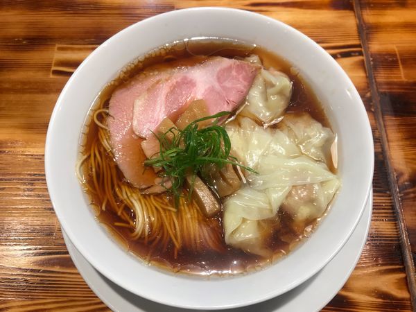 「ワンタン中華そば」@柴崎亭 梅丘店の写真