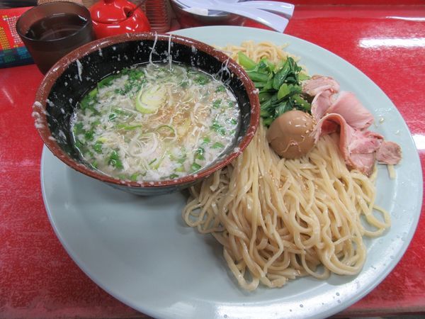 「つけめん（６００円）＋大盛１００円」@とん平食堂の写真