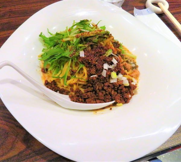 「白胡麻汁なし（辛さ普通）（880円）」@汁なし担担麺 ピリリの写真