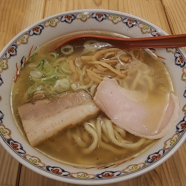 「塩（ストレート麺ver.）」@くじら食堂 nonowa東小金井店の写真