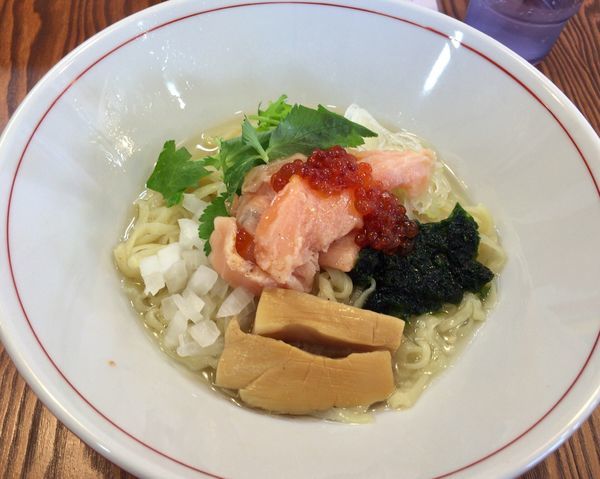 「サーモンとイクラと生のりと山葵の和えSOBA」@拉麺 イチバノナカの写真