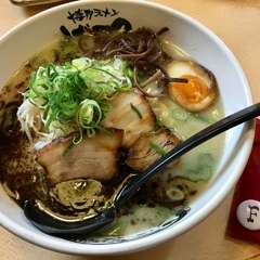 博多ラーメンげんこつ フレスポ東大阪店の画像