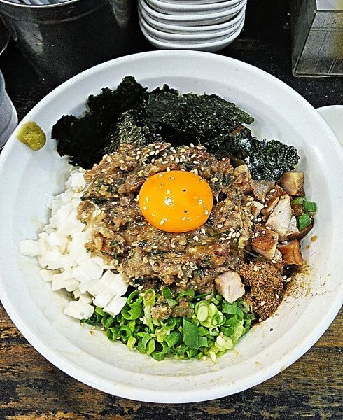 「(限定)ブリなメロウの油そば 800円」@らぁめん こはくの写真