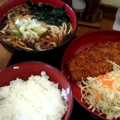 そば 天丸の画像