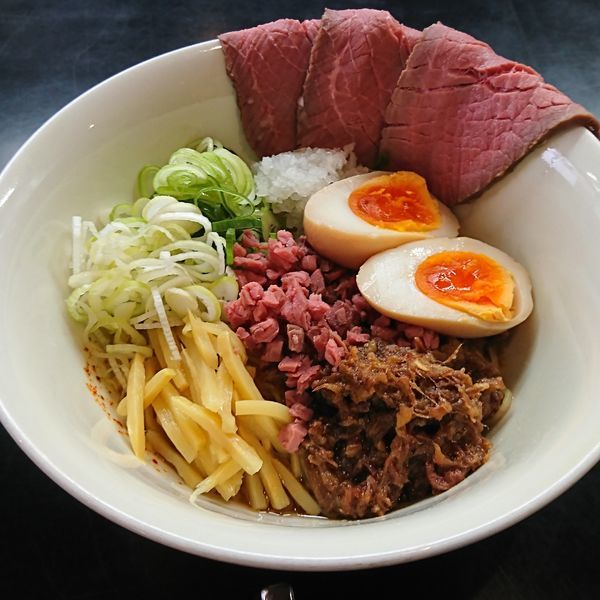 「油そば 焼牛」@牛骨らぁ麺 マタドール 本店の写真