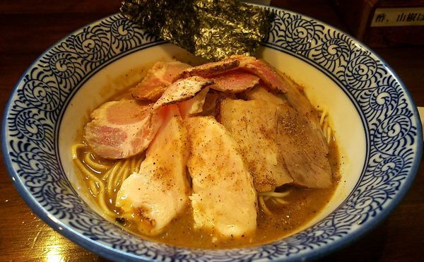 「炙り肉6煮干し中華蕎麦&和え玉」@煮干し中華蕎麦 山崎の写真