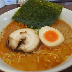 辛らーめん￥８００