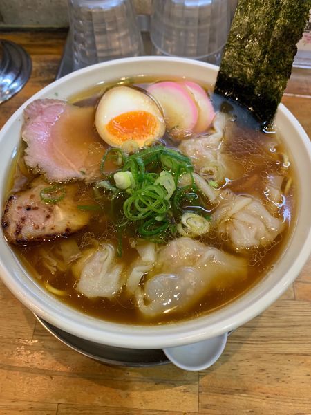 「流星プレミアムワンタン麺大盛り1450円」@流星軒の写真