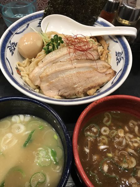 「鶏白湯VS鶏魚介 2種つけ麺 ￥1,250」@つけ麺や 武双の写真