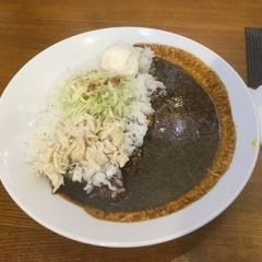 TOKYO spice curry 赤と黒の画像