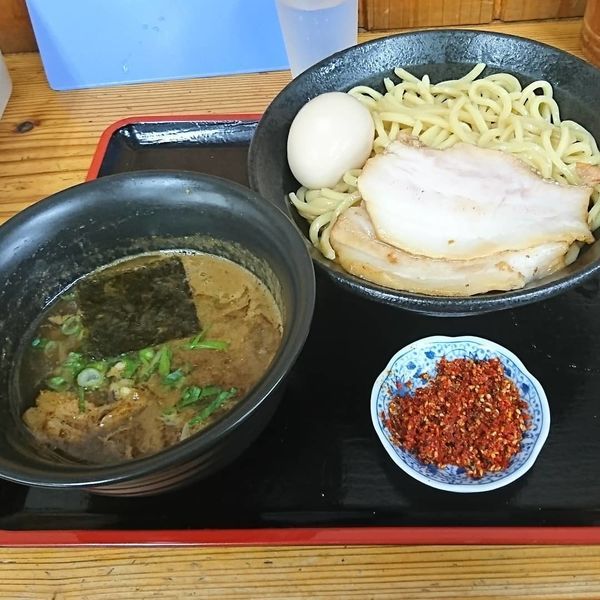 「辛つけ 半肉増し 味玉」@つけめん・らあめん 福は内の写真