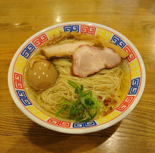 「塩ラーメン 大盛 味付け玉子」@ROOSTERの写真