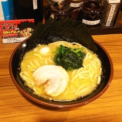 横浜家系ラーメン 壱角家 池袋東口店の画像