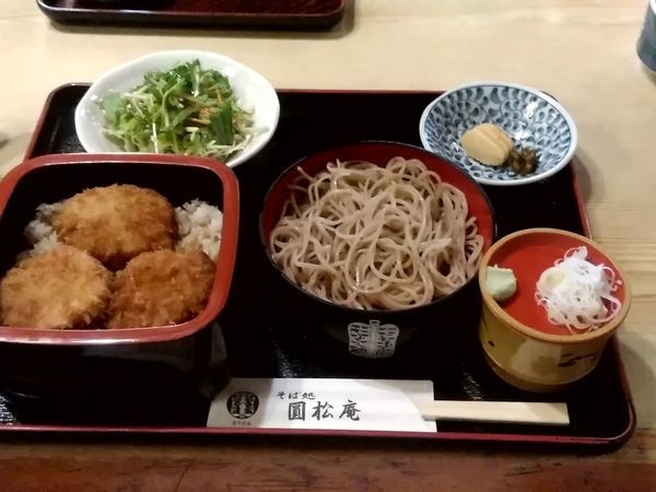 「かつ重そばセット(冷たいそば)1,100円」@圓松庵の写真