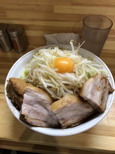 「肉増しまぜそば塩(特盛)＋ヤサイ増しカラメ」@麺処 MAZERUの写真