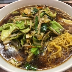 ファミリー中華 紅孔雀の画像