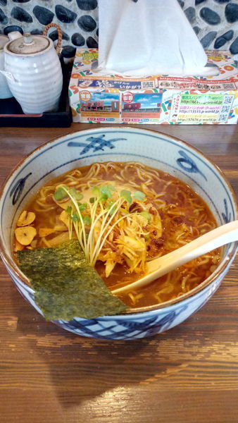 「うま辛ラーメン800円」@ラーメンみたけの写真