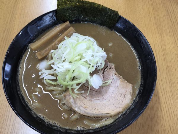 「濃厚ラーメン」@らーめん にい村の写真