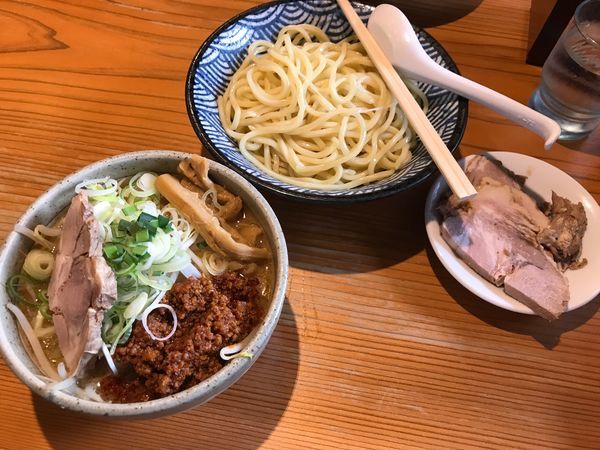 「辛味噌つけ麺チャーシュー」@麺 一直の写真