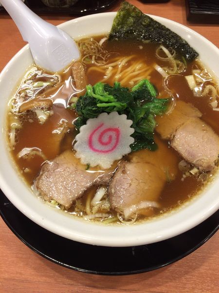 「醤油ラーメン」@新潟長岡生姜醤油らーめん みずさわ 大宮西口店の写真