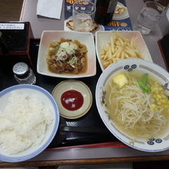 山田うどん 多摩大橋店の画像