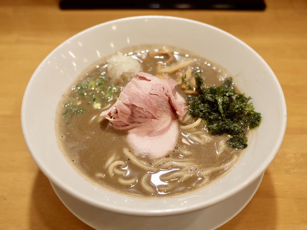 「煮干の虜…950円‬」@自家製中華そば 麺の虜の写真