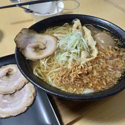 焦がし玉ねぎそば