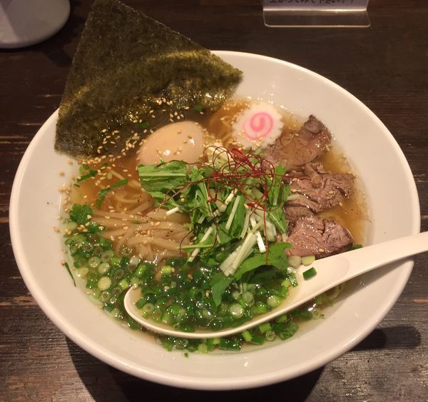 「牛麺＋味付玉子」@らーめん 鷹の羽の写真