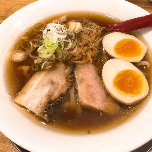 「味玉らーめん(醤油) ¥970」@麺や 七彩 八丁堀店の写真