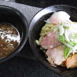 つけあぶらソバ（並）　「900円」