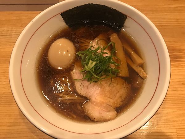 「煮卵醤油そば」@地球の中華そばの写真