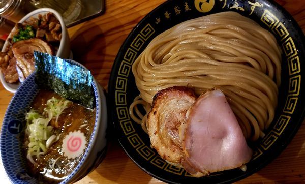 「つけ味玉(並)＋チャーシューご飯」@中華蕎麦うゑずの写真