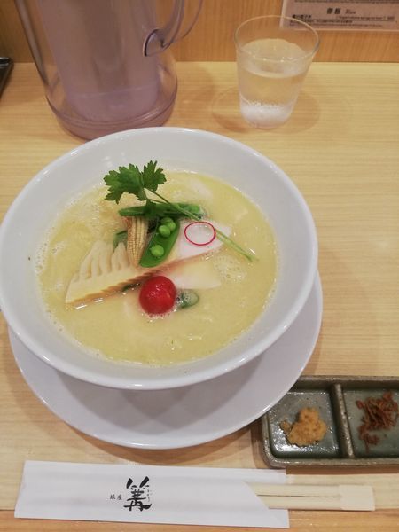 「鶏白湯SOBA 　並　950円」@銀座 篝 大手町店の写真