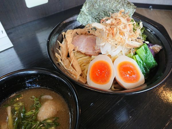 「【限定】潮生姜つけめん850円＋味玉100円 他いろいろ」@麺や 笑 ～Sho～の写真