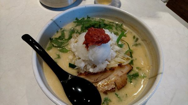 「みぞれらぁめん　「白」850円」@蘭丸の写真