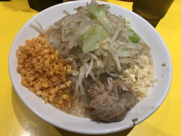 「ラーメン並（全て普通、ニンニク）」@ラーメンパンチの写真
