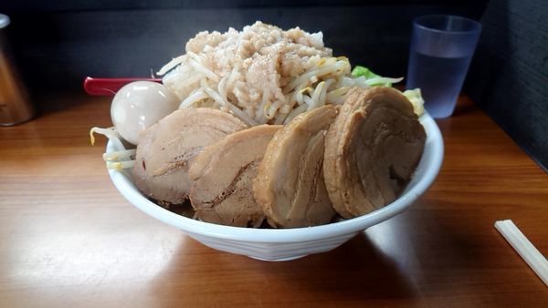 「神豚しょう油 味玉 豚3枚」@神豚の写真