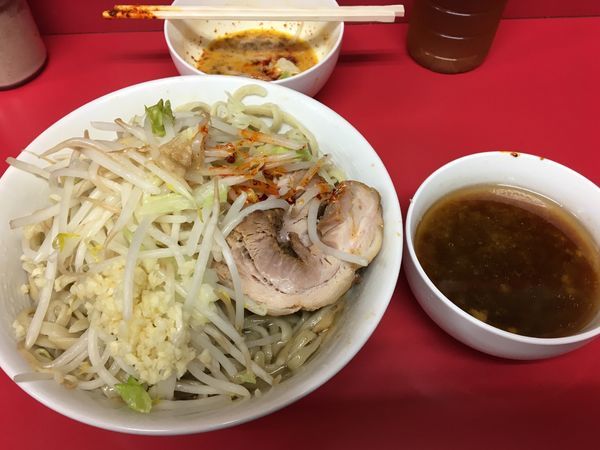 「SS 玉子   ヤサイちょいマシ  ニンニク アブラ ラー油」@ラーメン二郎 千住大橋駅前店の写真