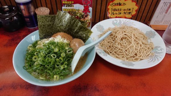 「豚骨バリカタつけめん」@長浜家の写真