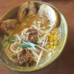 炙りチャーシュー豚骨