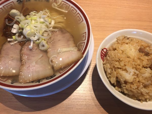 「中華そば 特製肉めし」@田中そば店 九段下店の写真