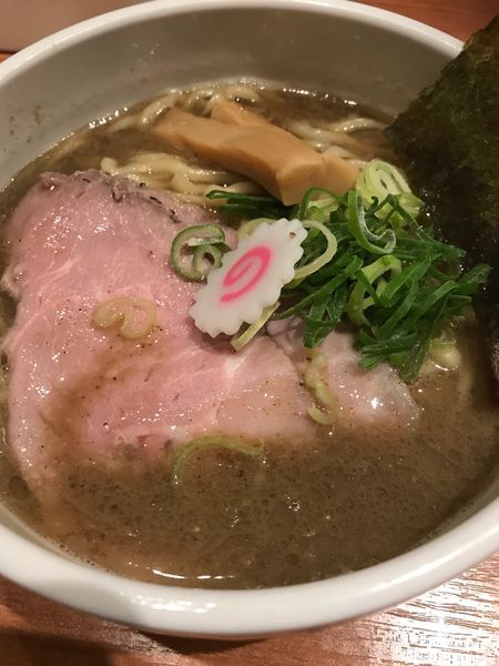 「煮干し中華そば」@煮干中華そば 鈴蘭 新宿店の写真