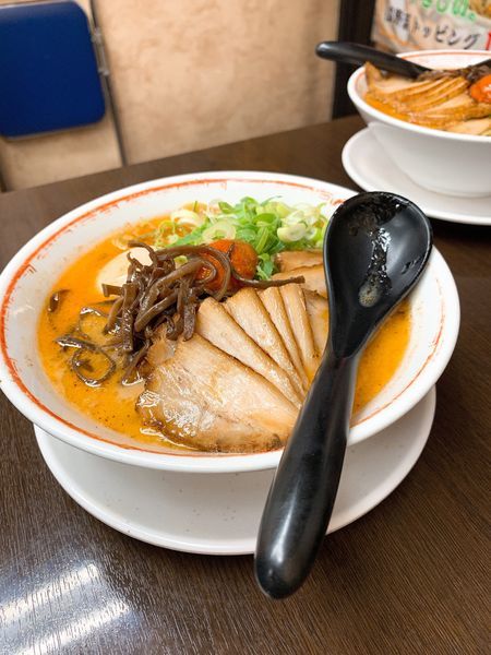 「豚骨 赤」@一心堂の写真