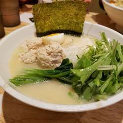 白湯ラーメン