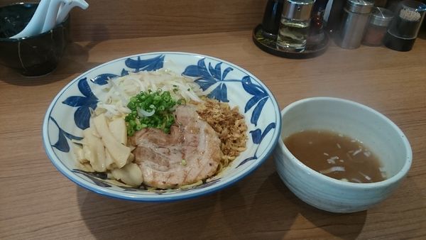 「限定麻棘まぜそば・スープ付き・大盛無料　￥７９０」@らーめん勇の写真